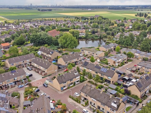 Kolgansstraat 8, Strijen