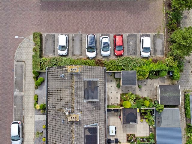 Kolgansstraat 8, Strijen