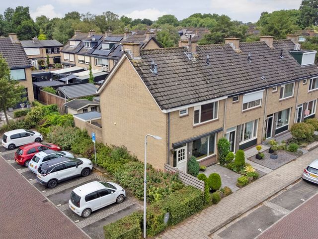 Kolgansstraat 8, Strijen
