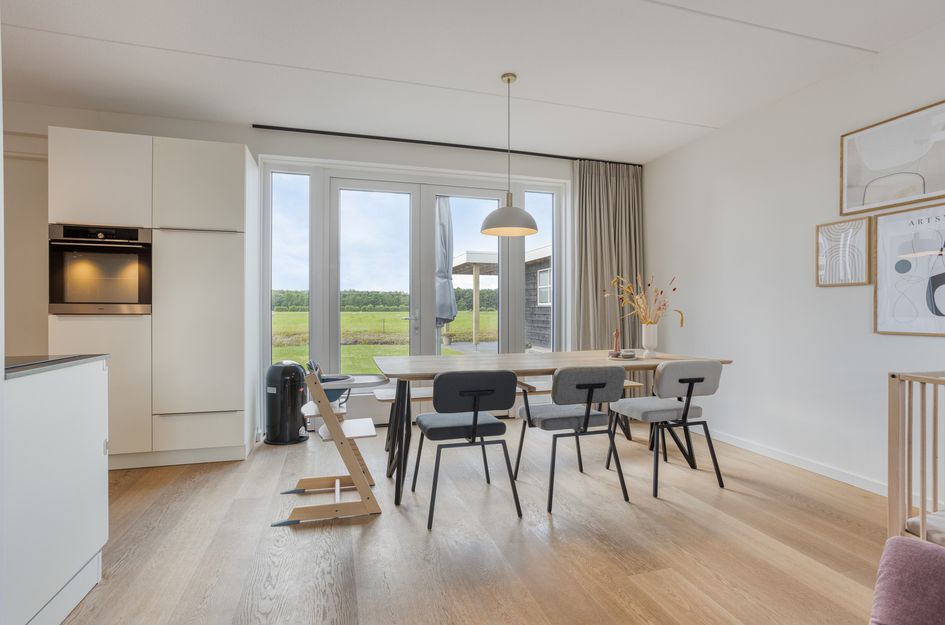De Weerstallen 48