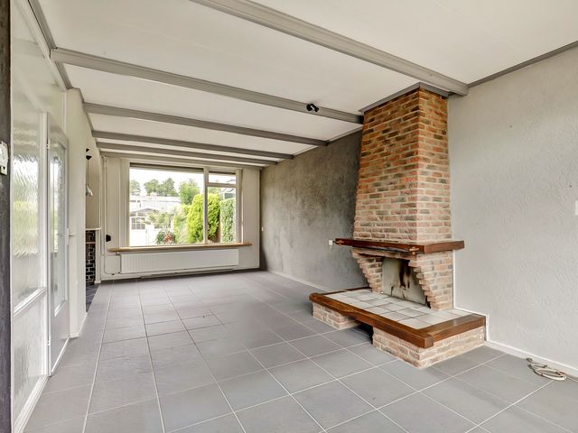 Kolgansstraat 8, Strijen