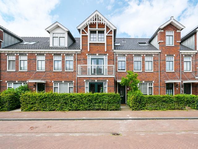 Nelly Sachslaan 23, 's-Gravenhage
