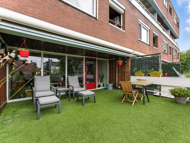 Nedersassen 8, Alblasserdam