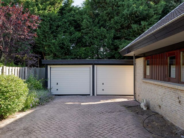 Van Hamellaan 32, Voorschoten