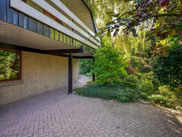 Van Hamellaan 32, Voorschoten