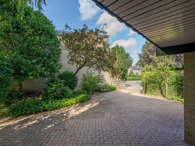Van Hamellaan 32, Voorschoten