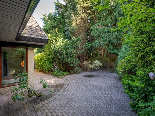 Van Hamellaan 32, Voorschoten