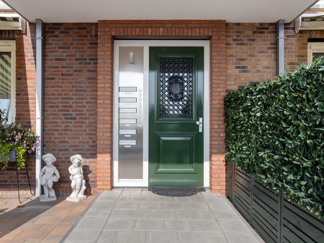 Handelskade 23, Oude-Tonge
