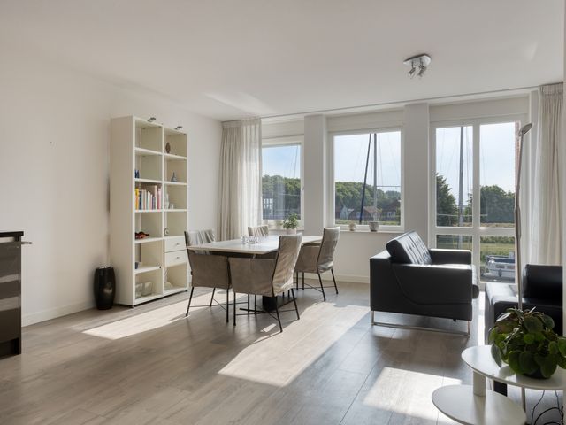 Handelskade 23, Oude-Tonge