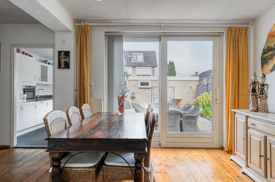 de Vriesstraat 2