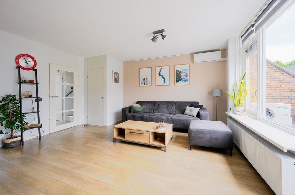 Lau Mazirelstraat 8