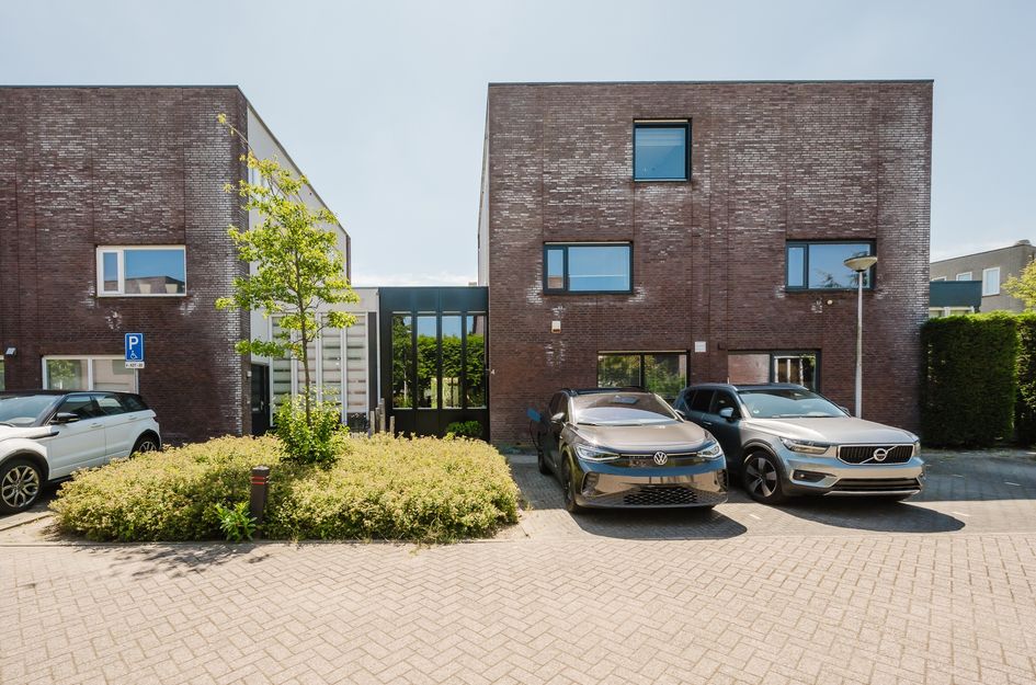 Velhorstlaan 4