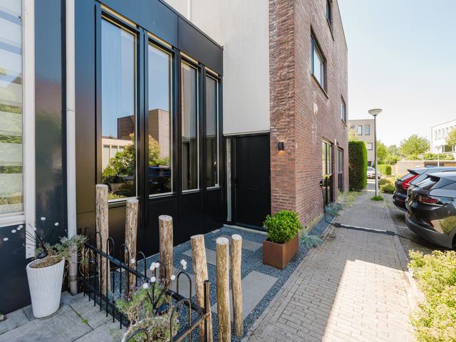 Velhorstlaan 4, Spijkenisse
