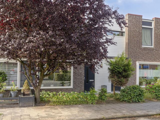 Gentiaanblauwtje 19, Breda