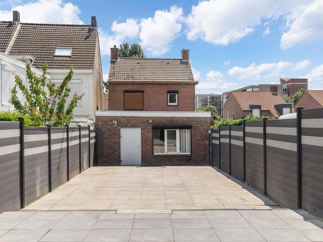 Graaf Johan Frederikstraat 2, Landgraaf
