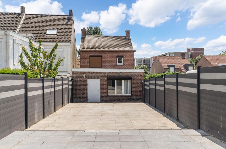 Graaf Johan Frederikstraat 2