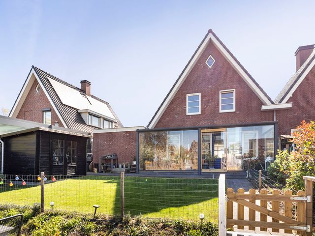 Buitenkade 21, Nieuwendijk