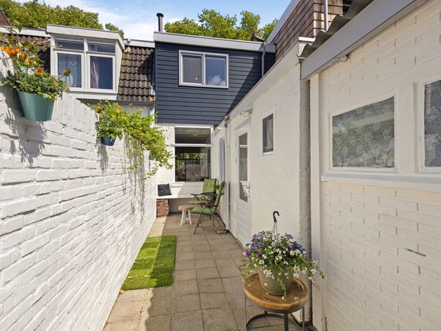 Westgracht 48, Den Helder