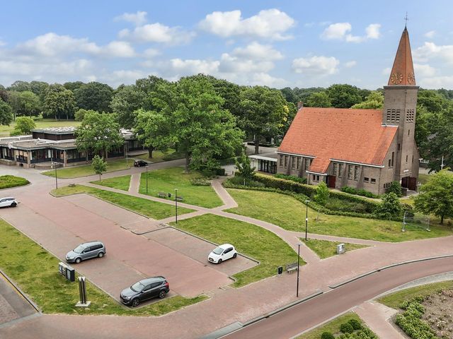 Burgemeester Osselaan 1, Schoonebeek