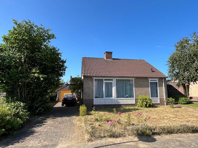 Mgr. Hanssenstraat 7, Broekhuizenvorst