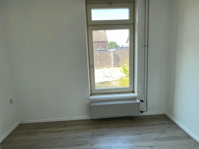 Mgr. Hanssenstraat 7, Broekhuizenvorst