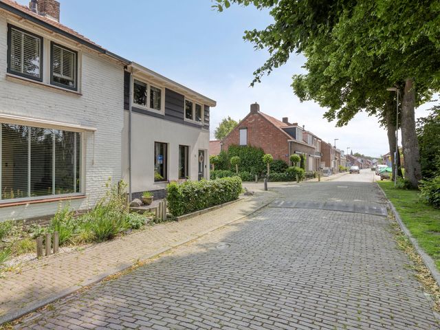 Stationsweg 16, Heinkenszand