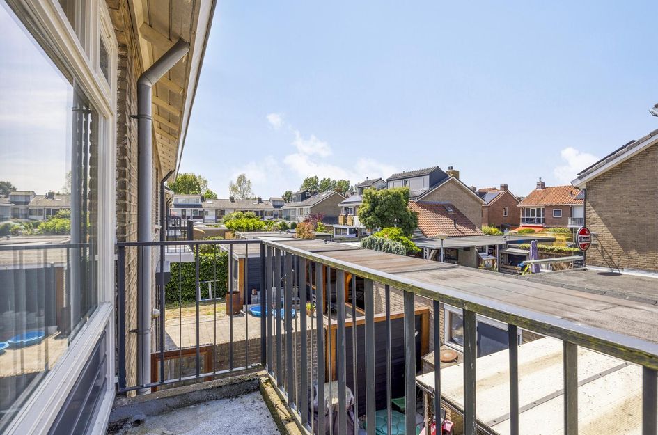 Ferdinand Bolstraat 11