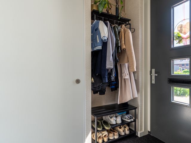 Boomgaard 37, Nieuwendijk