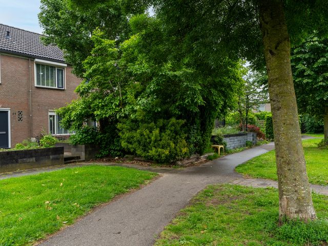 Merweplein 39, Woudrichem