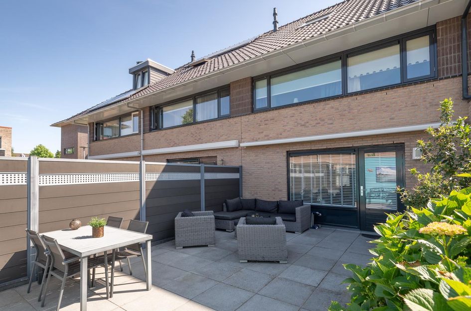 Boterbloem 28