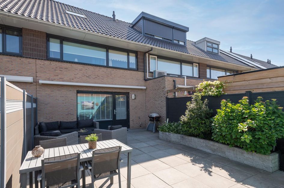 Boterbloem 28