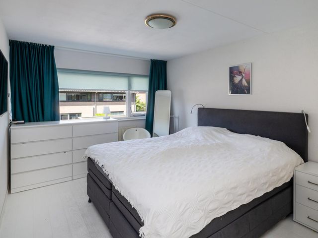 Boterbloem 28, Hendrik-Ido-Ambacht