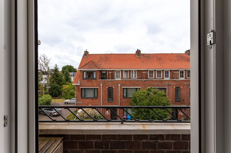 van Watervlietstraat 28