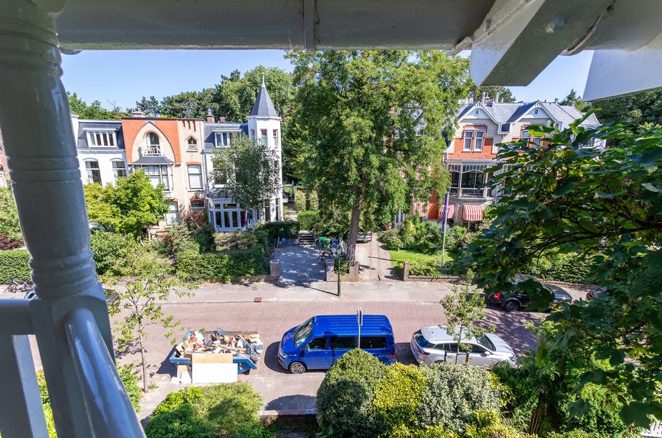Van Lennepweg 42B