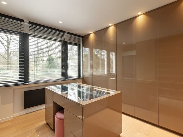 Alfons Servaislei 84  , Schoten