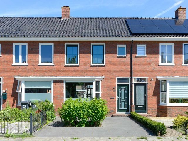 Bruinsslotstraat 22, Drachten