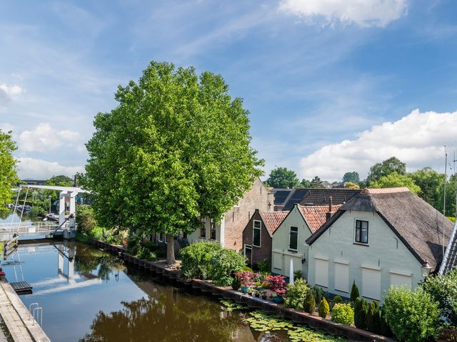 Zuidkade 2, Driebruggen