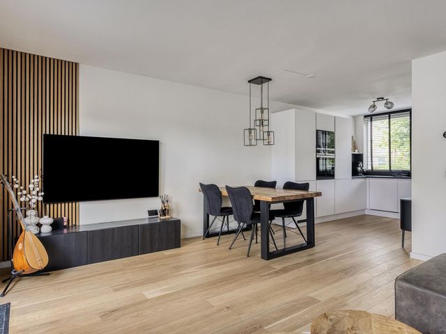 Serenadelaan 7, Barendrecht