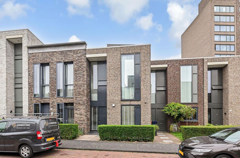 Roerdompstraat 9