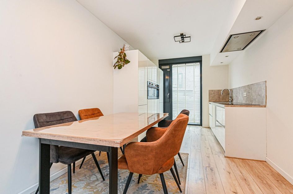 Roerdompstraat 9