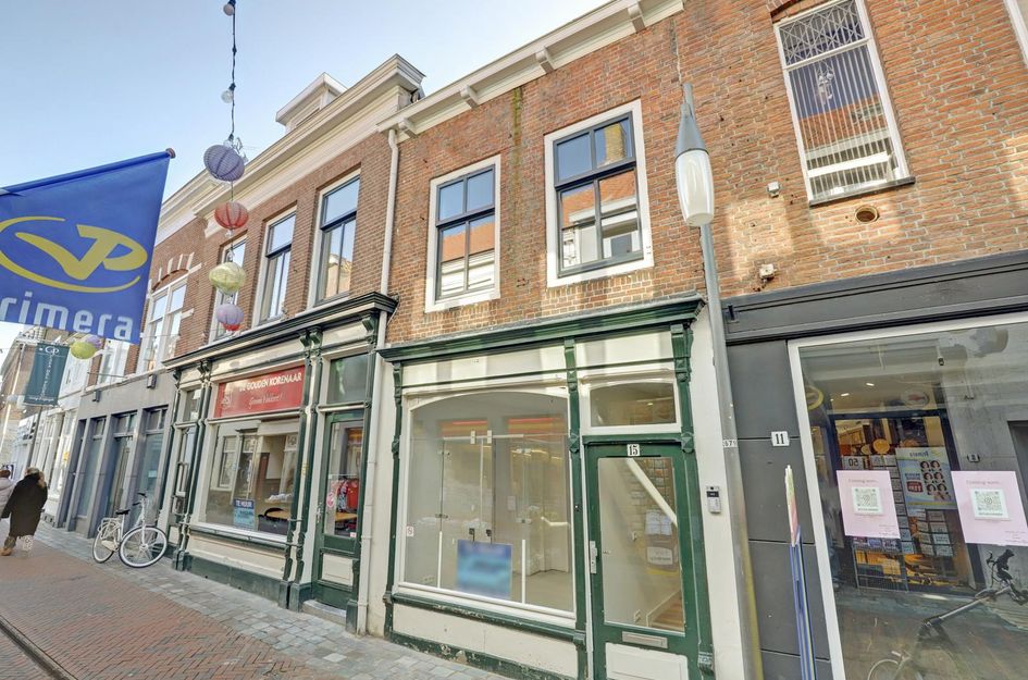 Sint Adriaanstraat 13