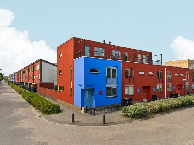 Mahoniestraat 1, Almere
