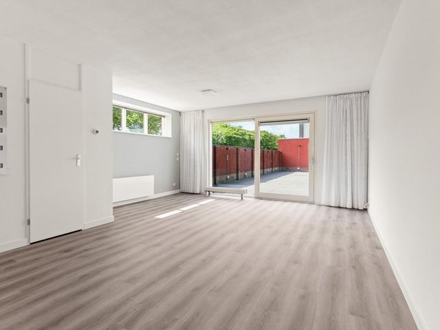 Mahoniestraat 1, Almere