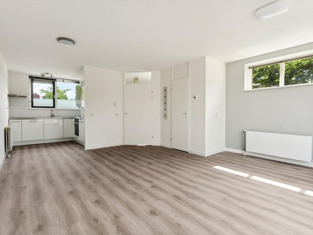 Mahoniestraat 1, Almere
