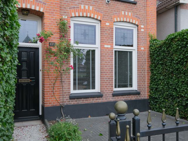 Ambtstraat 127, Almelo