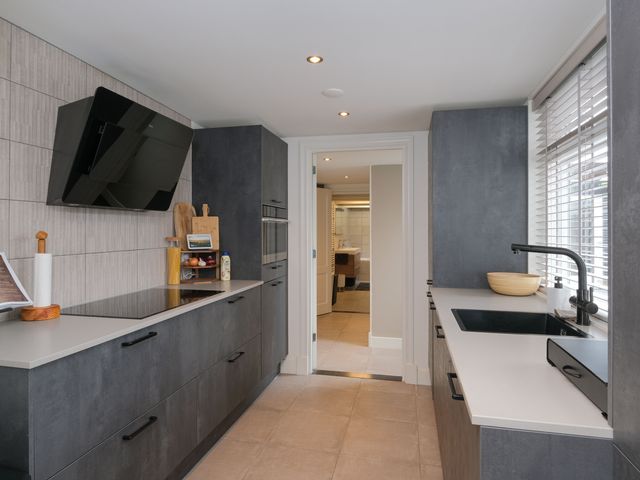 Ambtstraat 127, Almelo