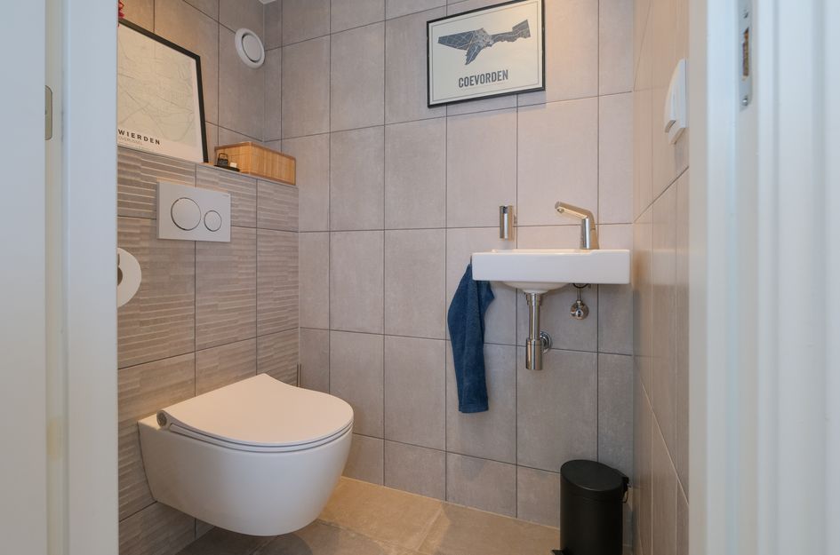 Ambtstraat 127