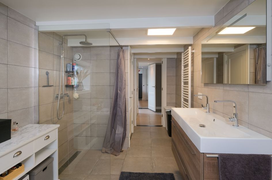 Ambtstraat 127
