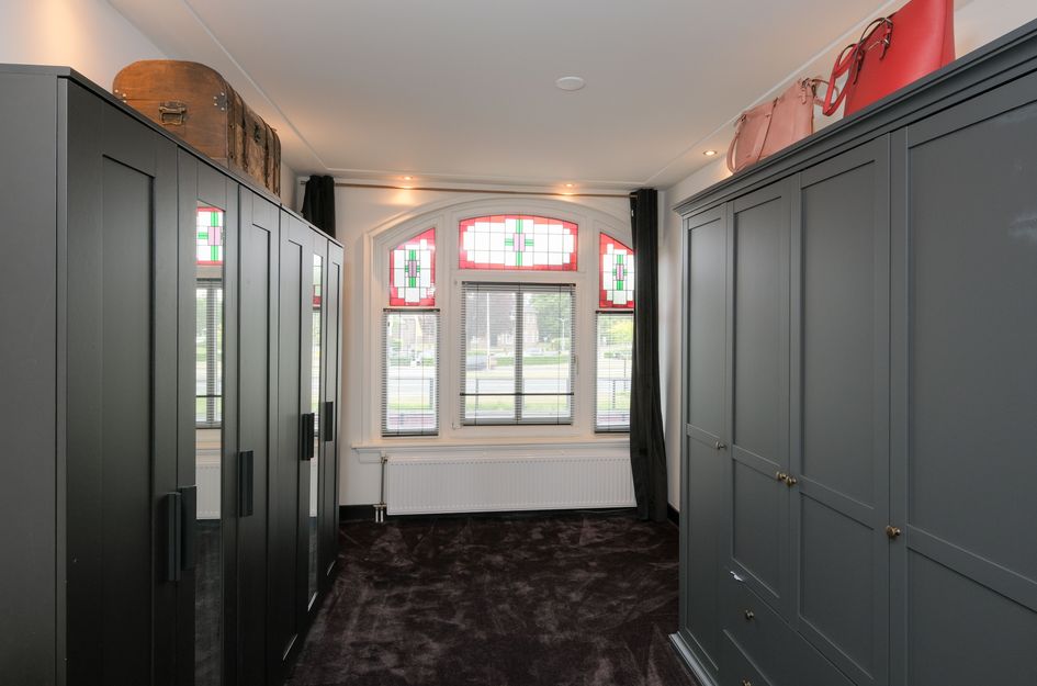 Ambtstraat 127