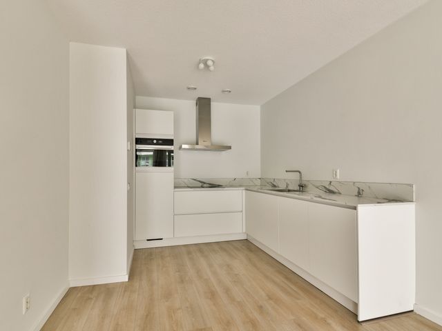 Mangoweg 187, Leiden
